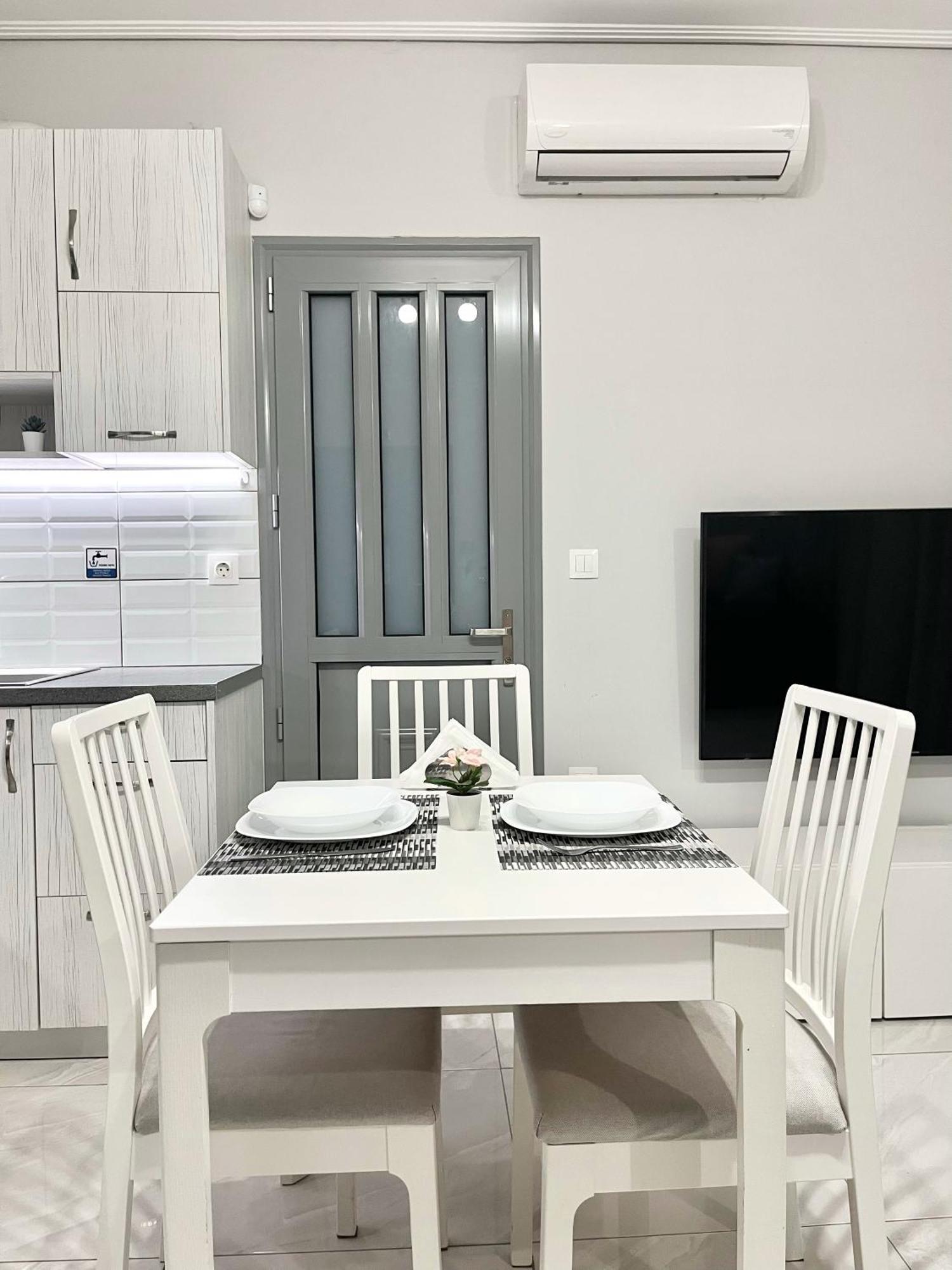 Blueline Apartment 3 Loutraki  Luaran gambar
